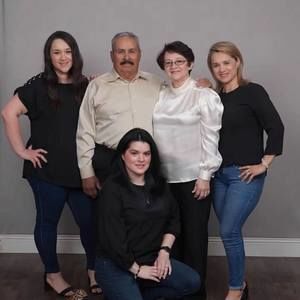 Meet your Posher, Oly